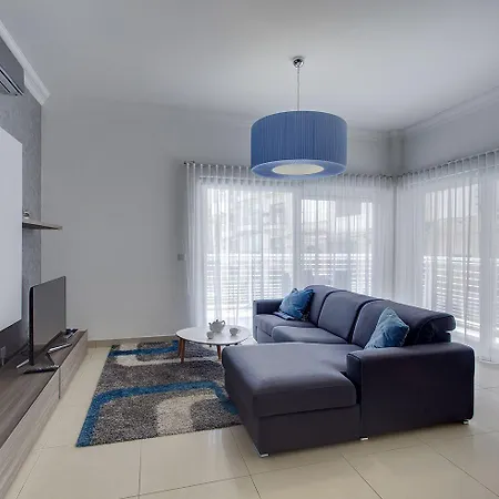Luxury In Cambridge With Pool * Sliema
