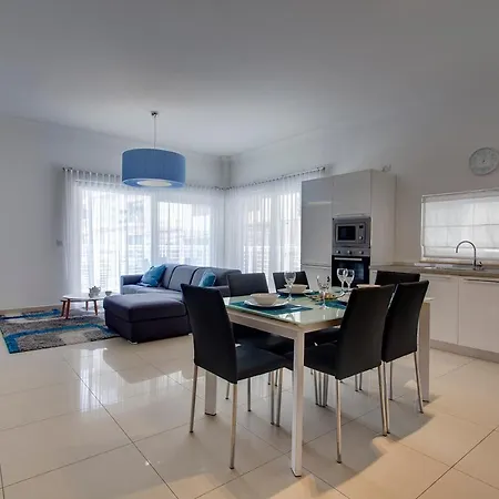 Luxury In Cambridge With Pool *