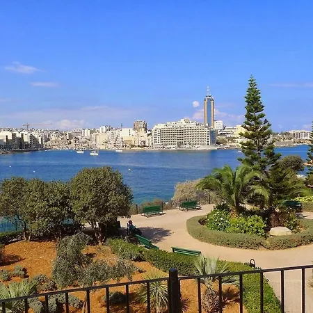 Luxury In Cambridge With Pool * Sliema
